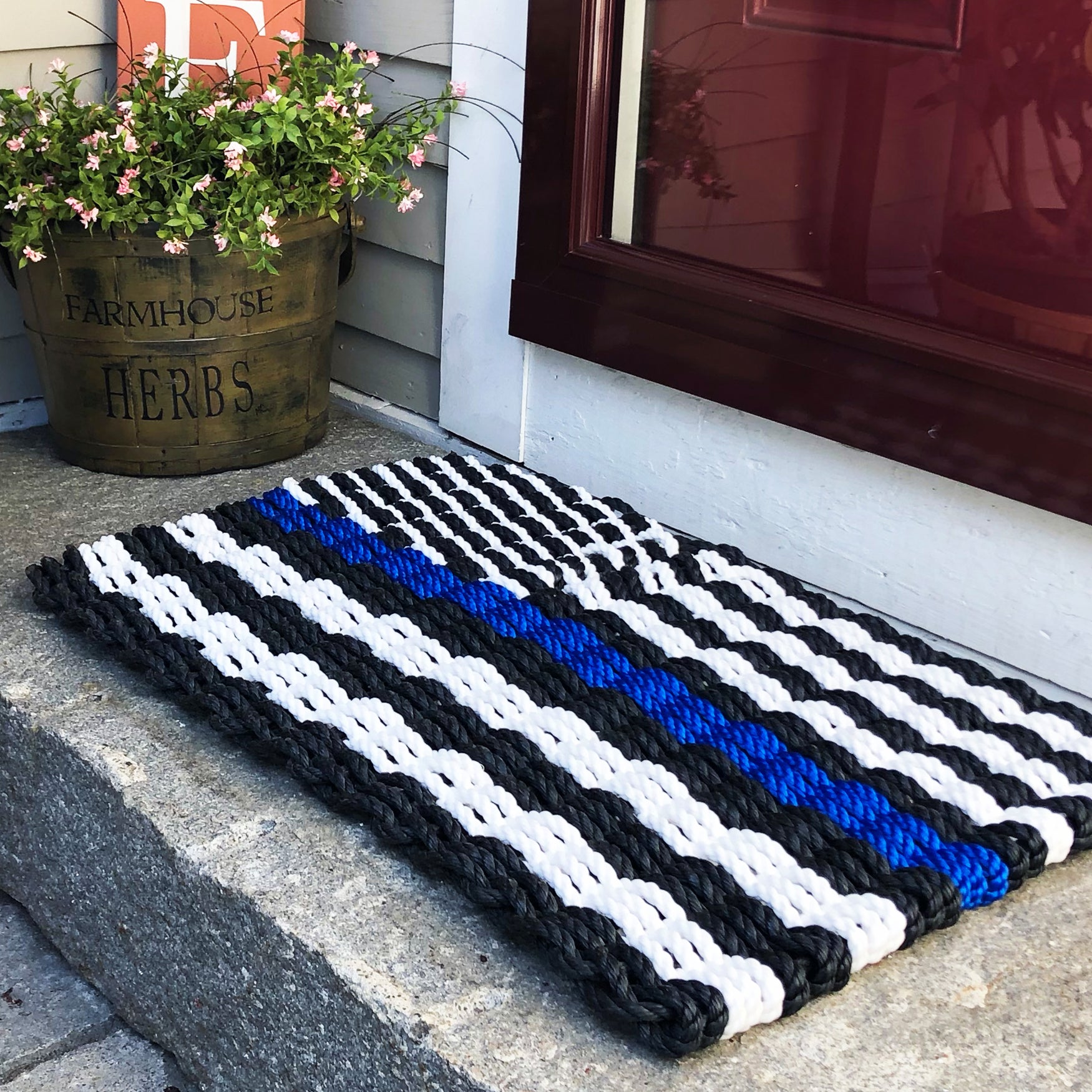 Blue line online flag blanket